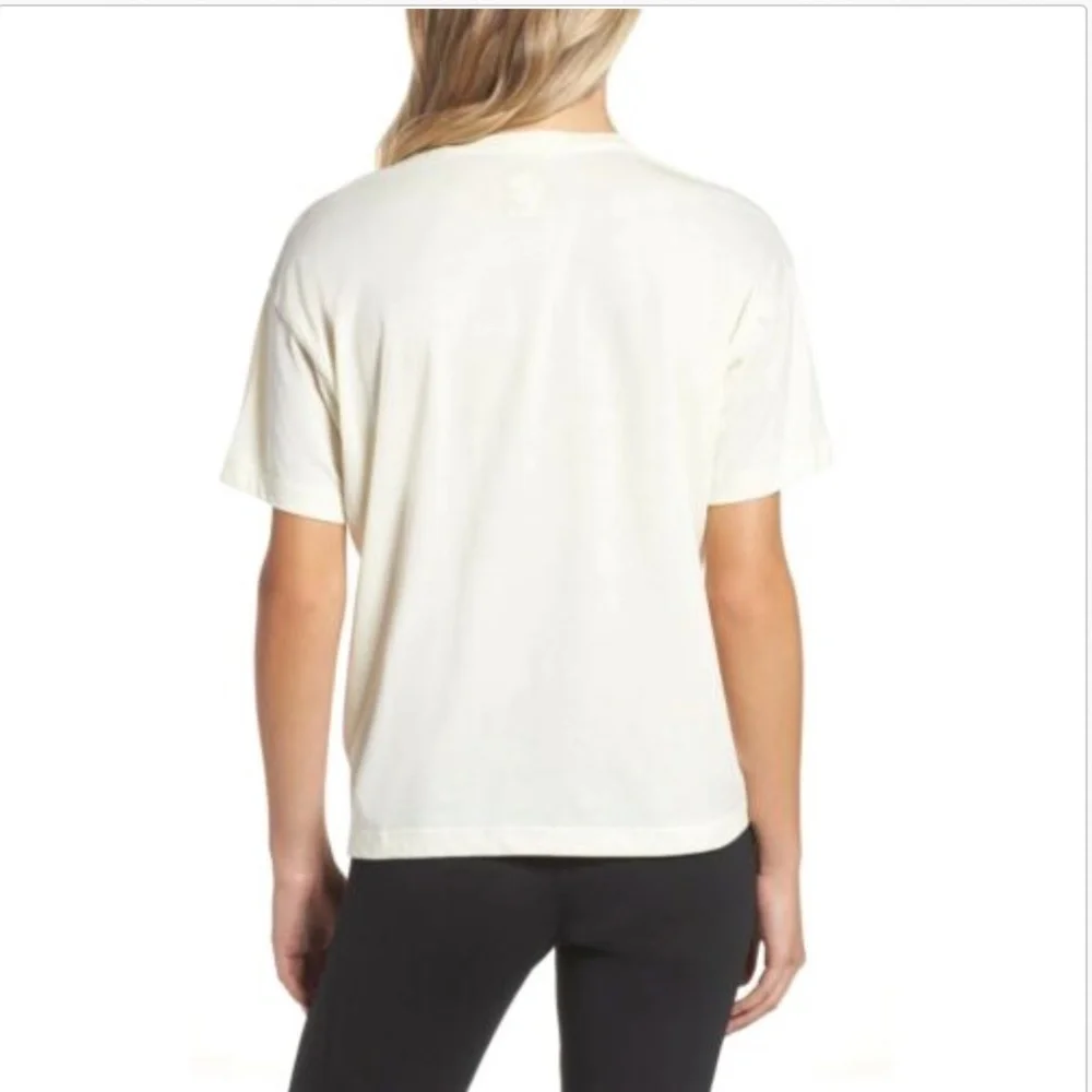 Reebok Elevated Tee Classic White Logo T-shirt - Picture 2 of 5